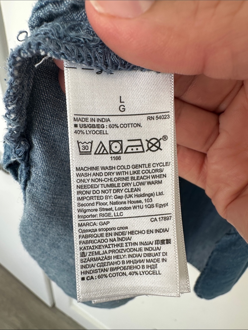 GAP 1969 Denim Button Chambray Popover in Blue - Picture 7 of 7